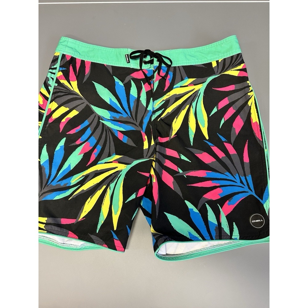 O'Neill Hyperfreak Incognito 19" Board Shorts Black/Green Tropical Men's Size 34